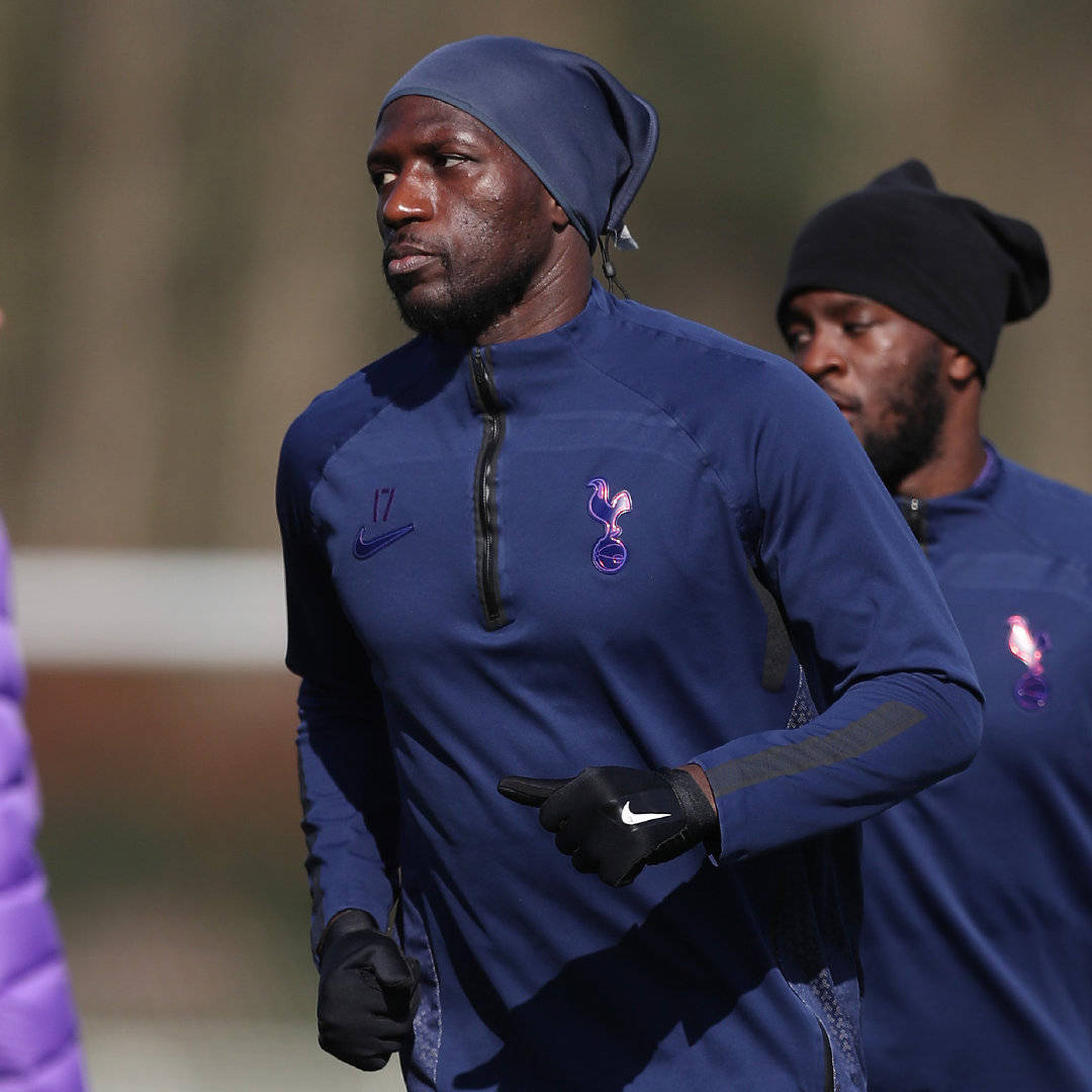 爱游戏官网-深圳男篮围绕意甲复出首秀托特纳姆门线救险备战英超，这操作让人直呼：莱万多夫斯基在皇家马德里比赛中回归赛场