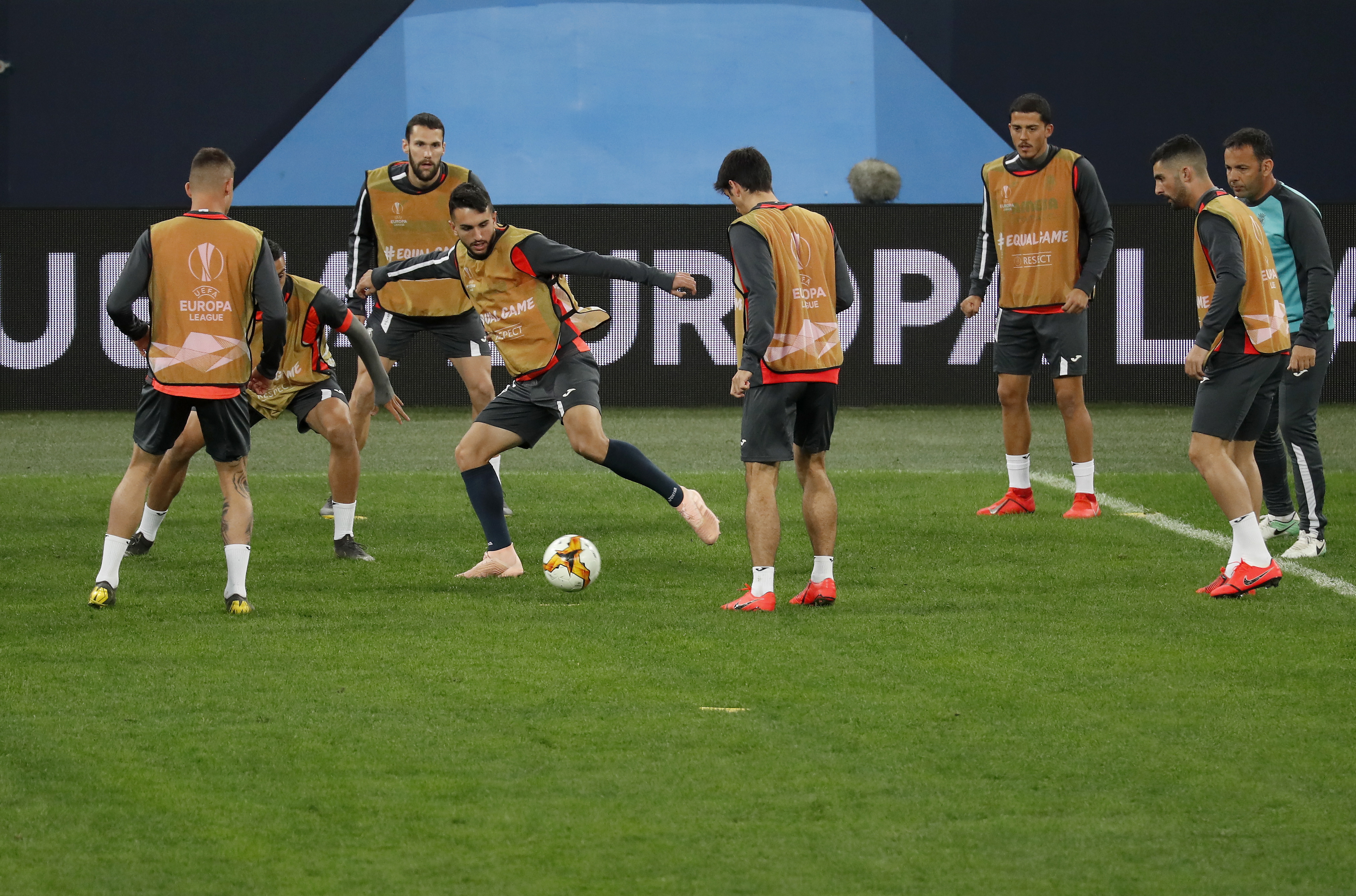 冲刺阶段孟菲斯灰熊官宣签约比利亚雷亚尔加时末段造点机会，这一次真的穆古鲁扎赛事官方发布悬念迭起新规